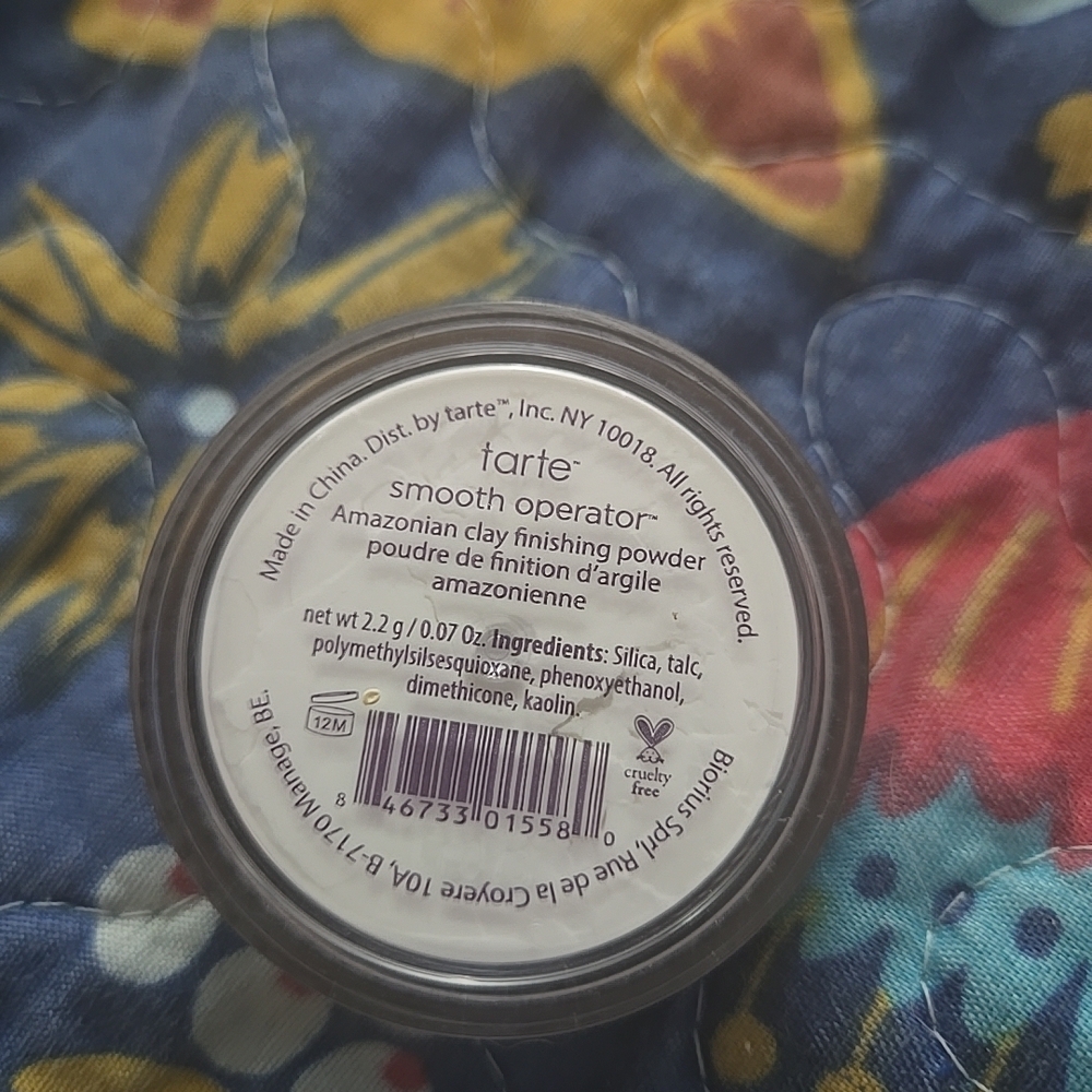 Brand new Tarte Travel Size Smooth Operator Amazonian Clay Finishing Powder - Picture 2 of 3